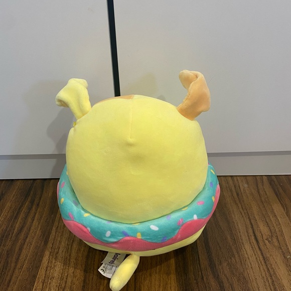 Yesenia Squishmallow 8” - Picture 4 of 4